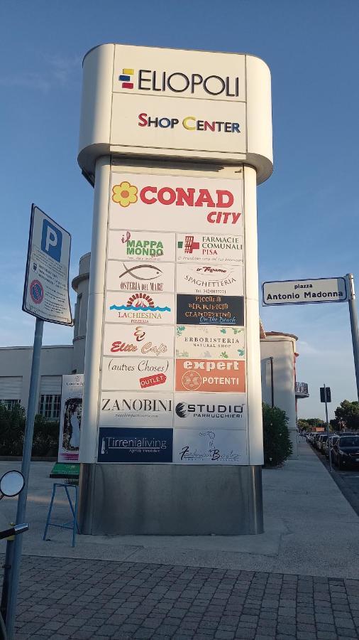 Accesso Diretto Sul Mare Maredilucecala Apartamento Calambrone Exterior foto