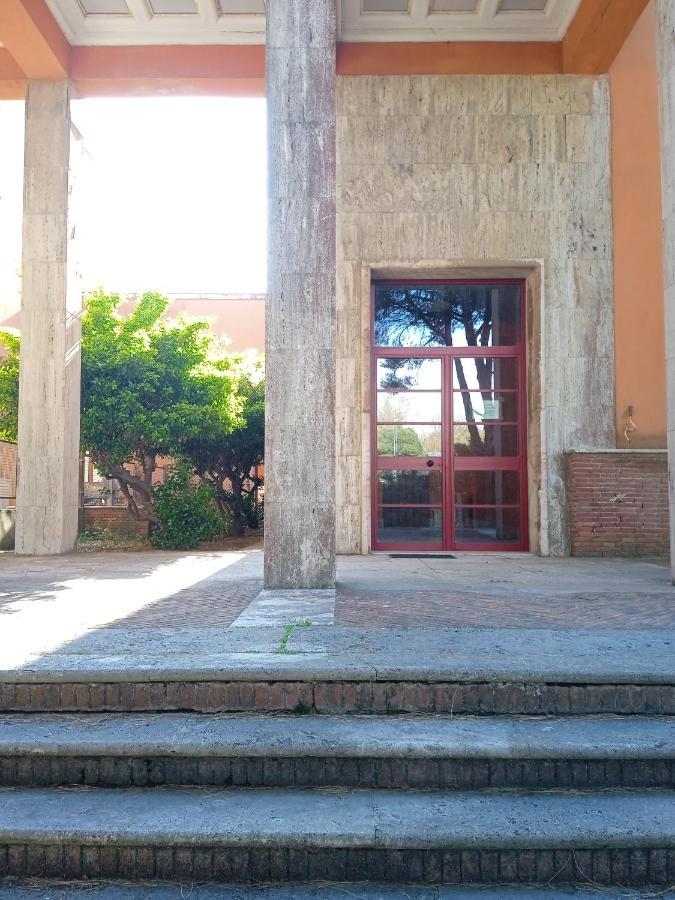 Accesso Diretto Sul Mare Maredilucecala Apartamento Calambrone Exterior foto