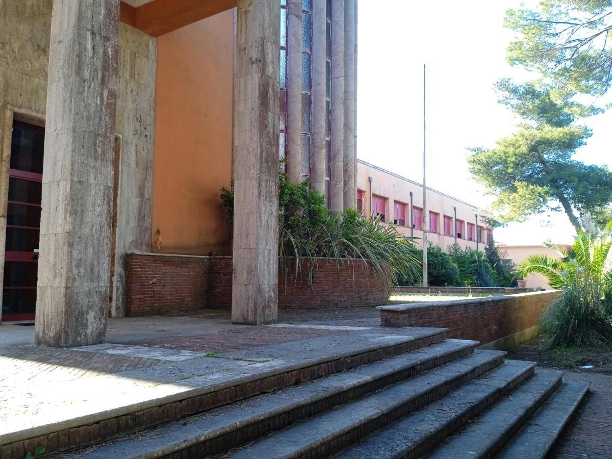Accesso Diretto Sul Mare Maredilucecala Apartamento Calambrone Exterior foto